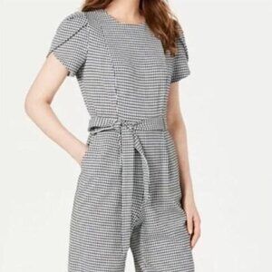 Calvin Klein Women's Black and White Patterned Jumpsuit - Size 6